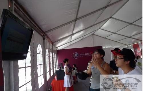 點擊瀏覽下一頁
