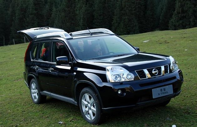 日產(chǎn) 奇駿 2.0L XE 舒適版 MT 4WD 2010款