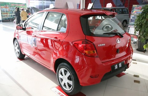 長(zhǎng)城 凌傲 1.5L VVT 天窗版 MT 2010款