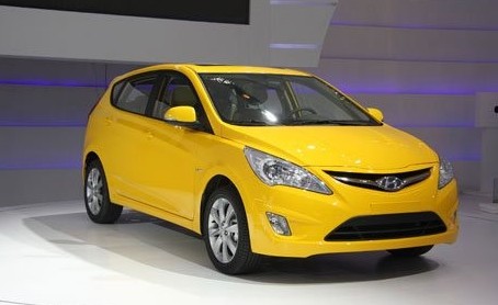 北京現(xiàn)代 瑞納兩廂 1.4L GS MT 2011款