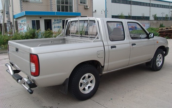 鄭州日產(chǎn) D22皮卡 國(guó)Ⅲ+OBD標(biāo)準(zhǔn)型4WD 2009款