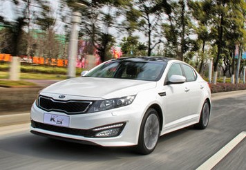 東風(fēng)悅達起亞 K5 NU 2.0L 自動 DLX-2 2013款