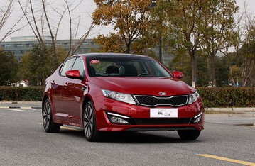 東風(fēng)悅達起亞 K5 NU 2.4L 自動 DLX 2013款