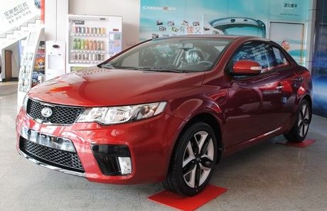 進(jìn)口起亞 速邁 1.6L 自動 運動版 2011款