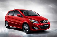 北京汽車 E系列 北京青年紀(jì)念版 1.5L 樂(lè)尚手動(dòng)版 2012款