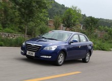 東風(fēng)風(fēng)神S30  1.5L 自動 尊雅型 2013款