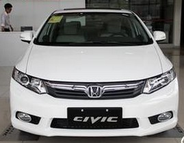 2013款思域十周年紀念 1.8L 自動導(dǎo)航版